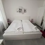 Rezidence Cerny Medved Pensión Znojmo