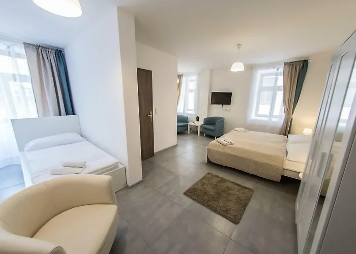 Rezidence Cerny Medved Gasthof 3*